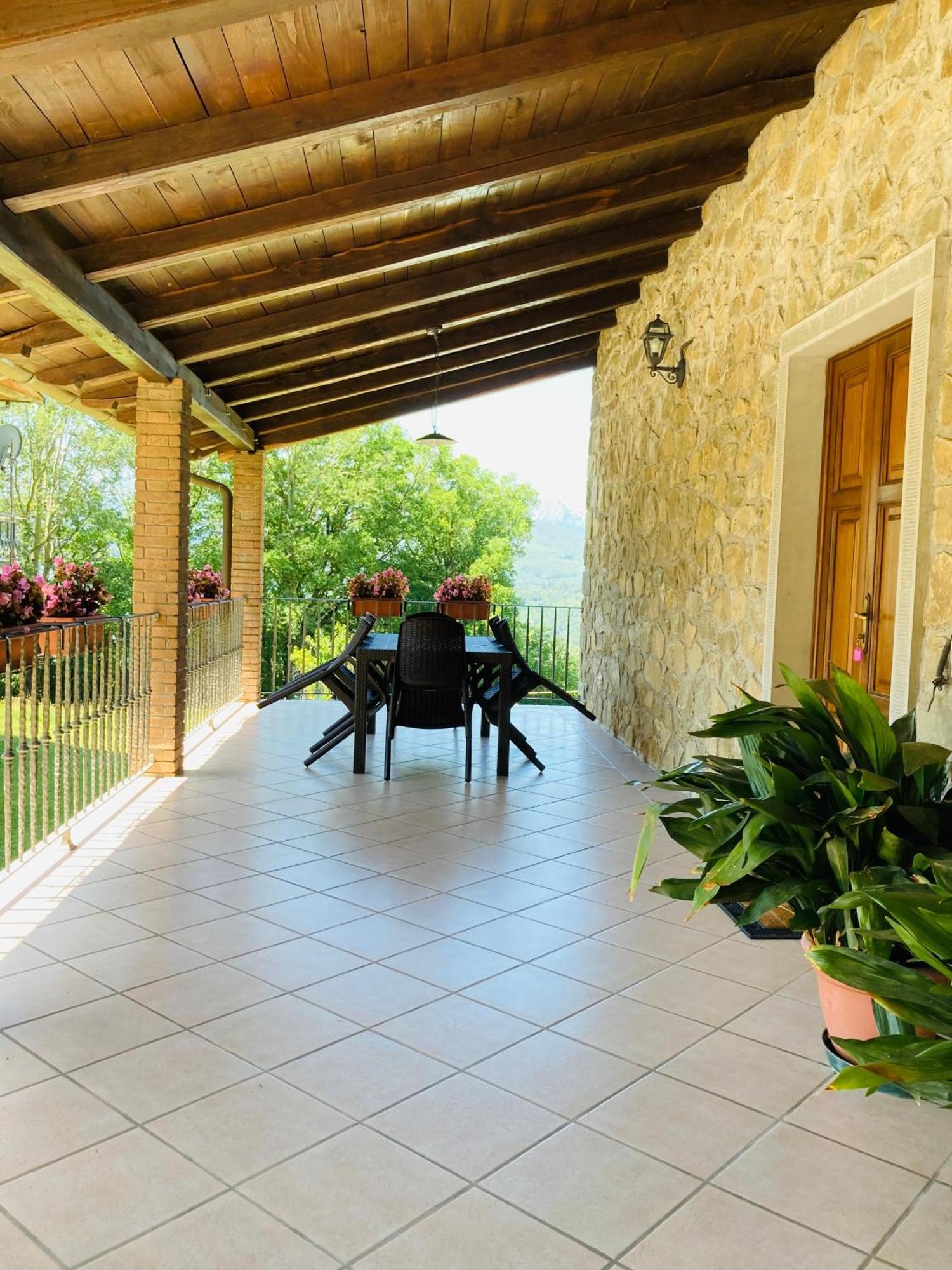 Agriturismo Poderino 卡斯蒂廖内迪加尔法尼亚纳 外观 照片