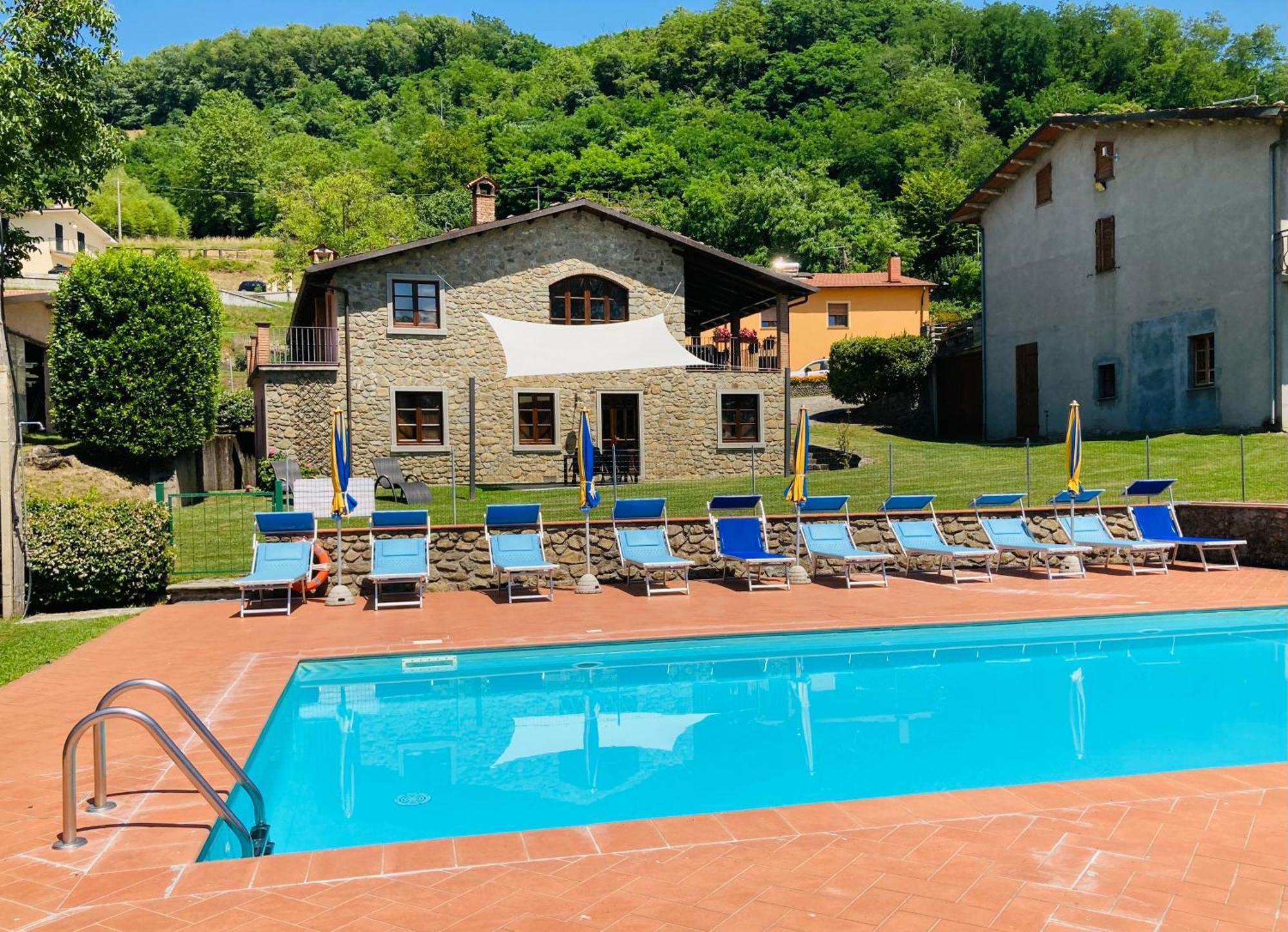 Agriturismo Poderino 卡斯蒂廖内迪加尔法尼亚纳 外观 照片