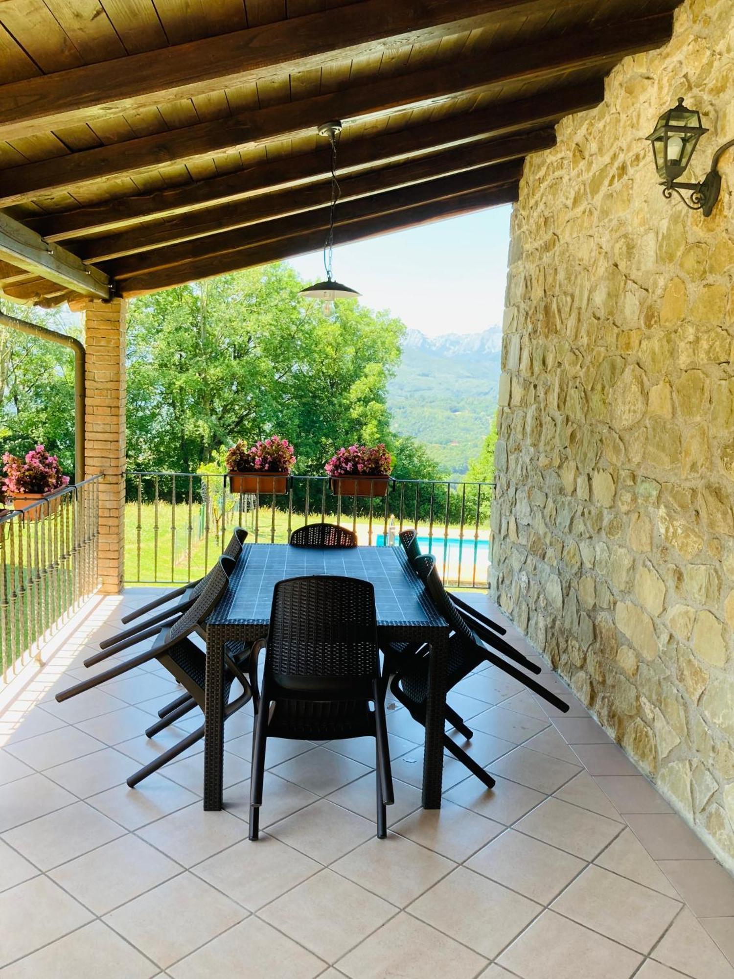 Agriturismo Poderino 卡斯蒂廖内迪加尔法尼亚纳 外观 照片